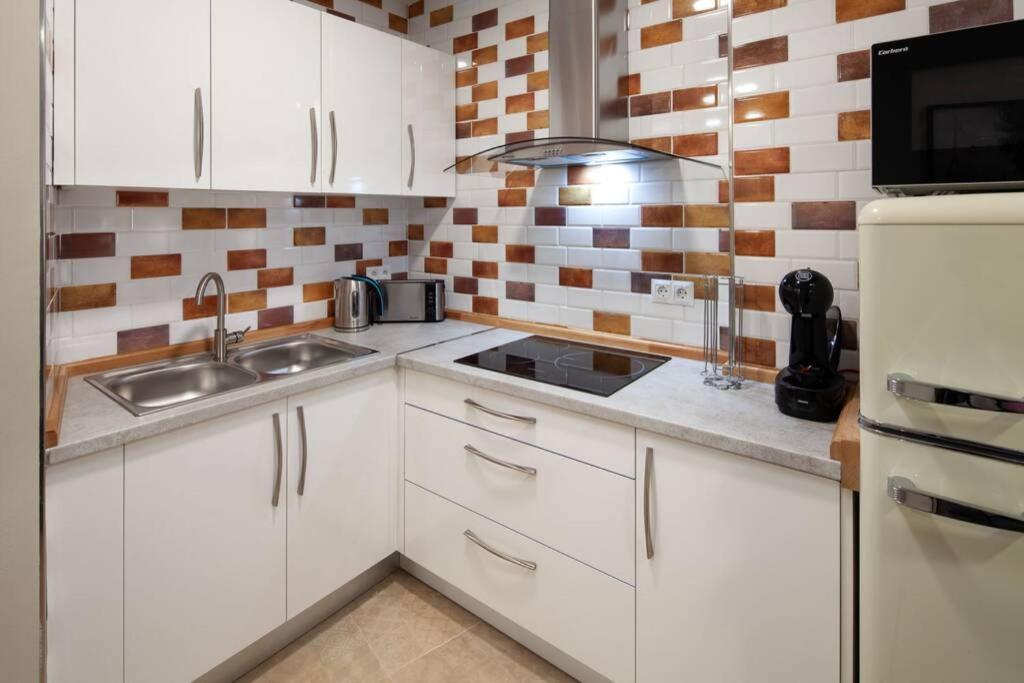 San Juan Roomalaga By Bossh! Apartments 外观 照片